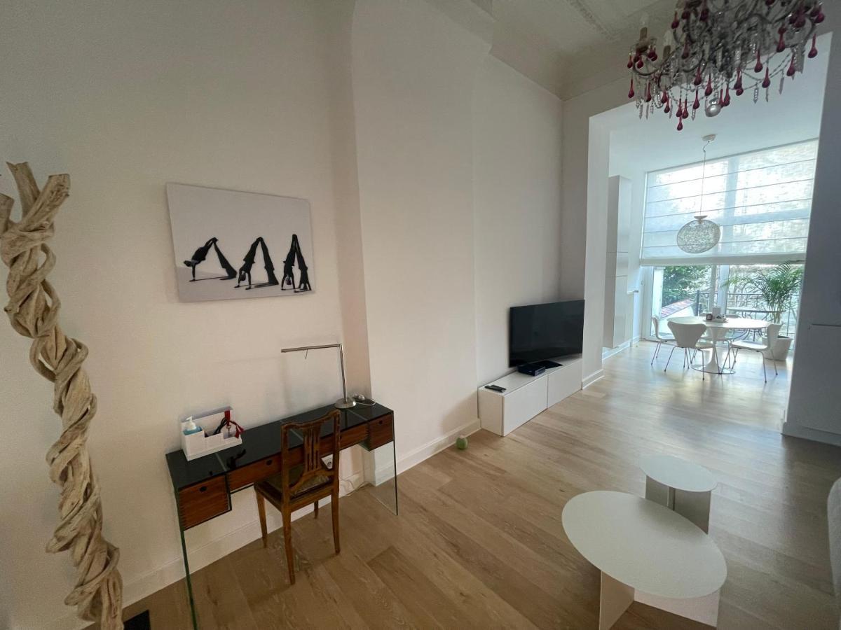 Apartment In Trendy Chatelain Center Brussels Area Little Garden Internet Wifi Exterior foto